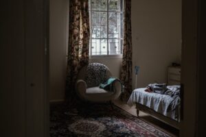 A hálószoba nyugalma – színek és textúrák